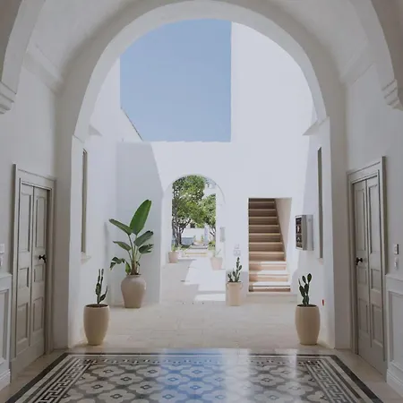 Relais San Martino - Salento タヴィアーノ