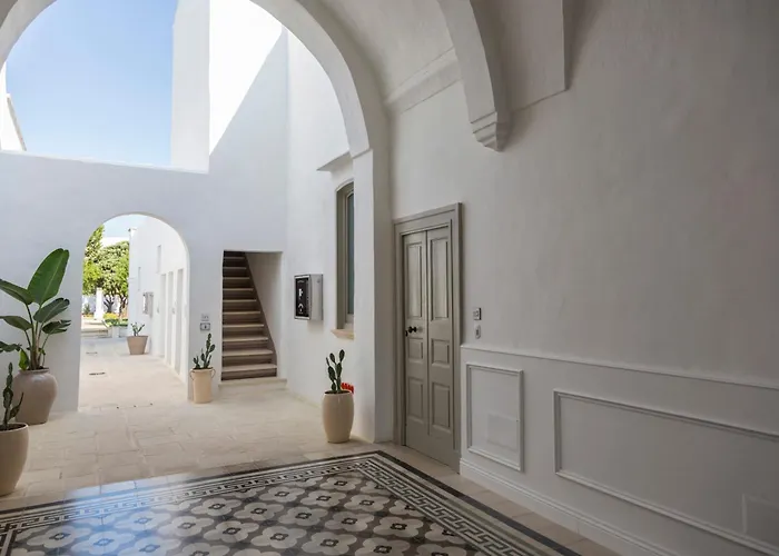 Relais San Martino - Salento 4* タヴィアーノ